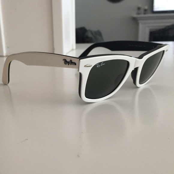 Ray Ban Wayfarers with case and cleaning cloth.