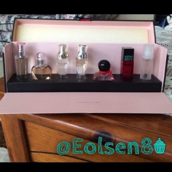 VICTORIA'S SECRET EAU DE PARFUM SET
