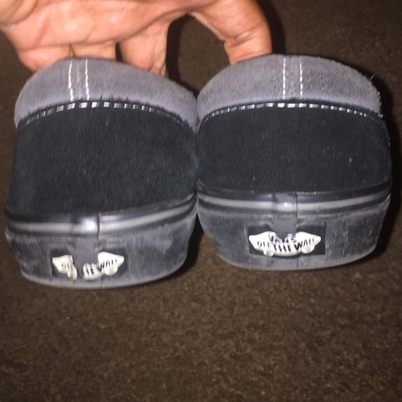 Vans - Picture 2 of 2
