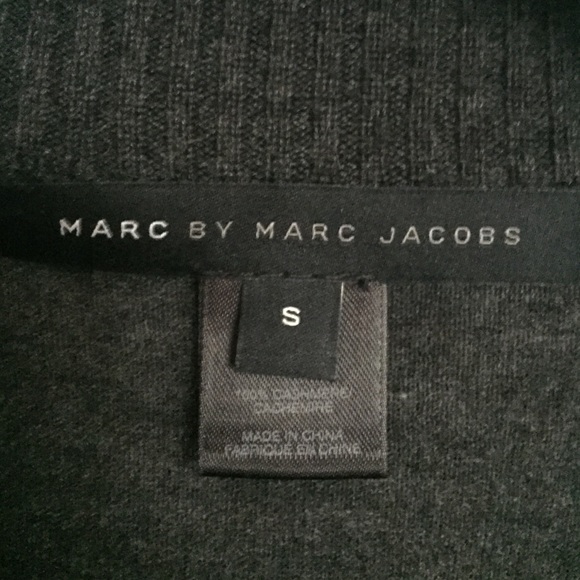 Marc by Marc Jacobs Sweater - Picture 2 of 2