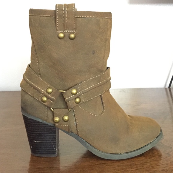 Everett high heel brown boots - Picture 2 of 4