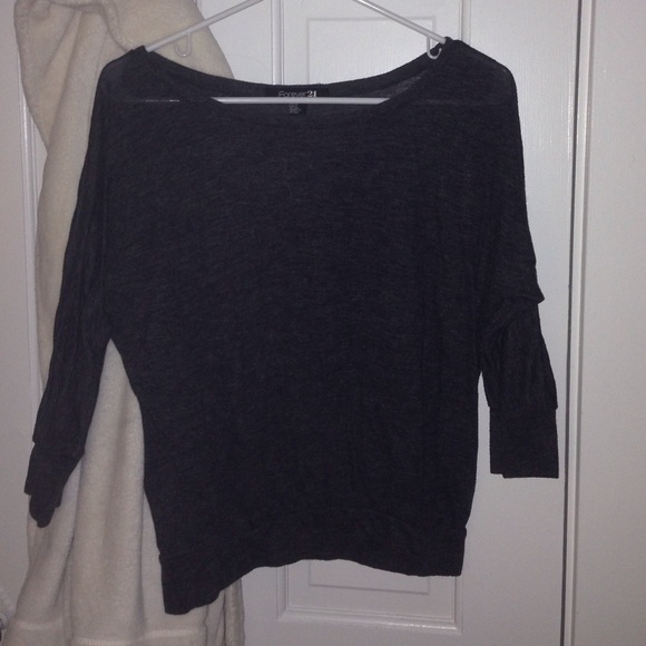 Long sleeve knit