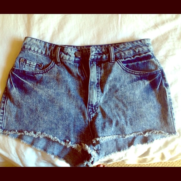BDG High Waist acid wash jean shorts