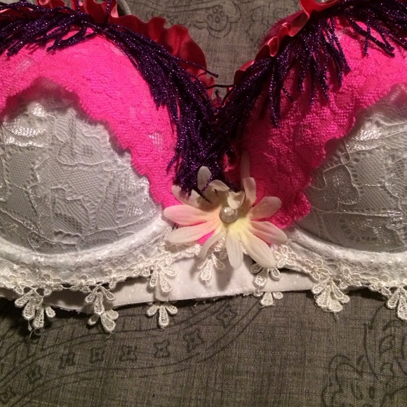 Custom hand made Rave Bra - Picture 4 of 4