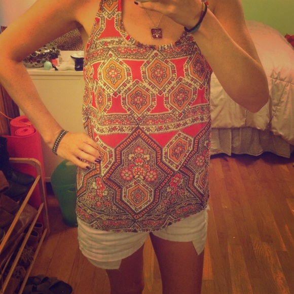 NWOT Slightly sheer tribal print tank