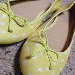 Yellow polka dot ballet flats