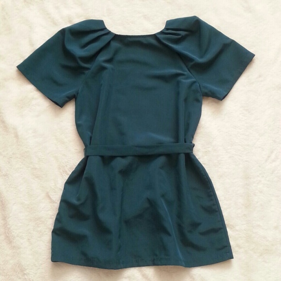 SOLDBUNDLE**********Long Belted Top - Picture 3 of 4