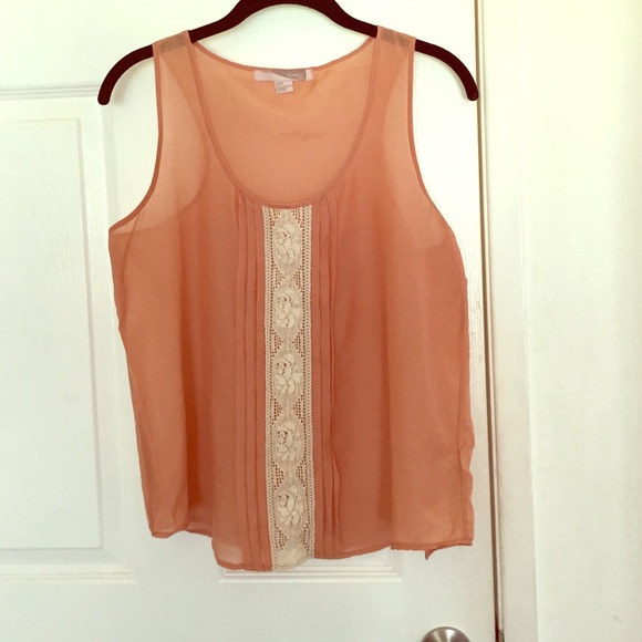 Forever 21 crochet detail top M