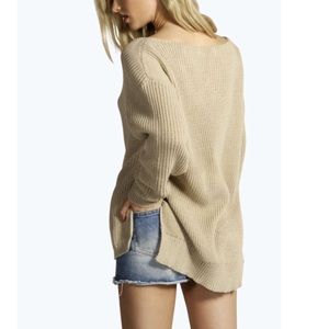 NWT Tan oversized knit low v sweater ⚠️traded⚠️