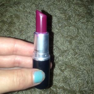 Mac "matte fashion revival" lipstick