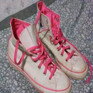 white with a touch of pink converse