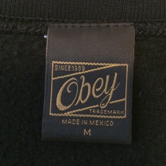 ❌SOLD IN BUNDLE❌Obey Propaganda Sweater - Picture 3 of 3