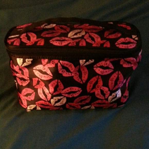 Makeup bag