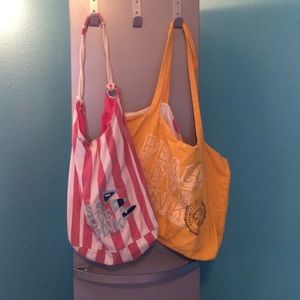 2 VS PINK beach bags