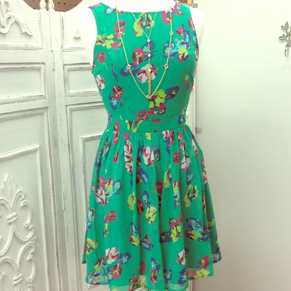 Bright Green Summer Dress-NEW with Tags
