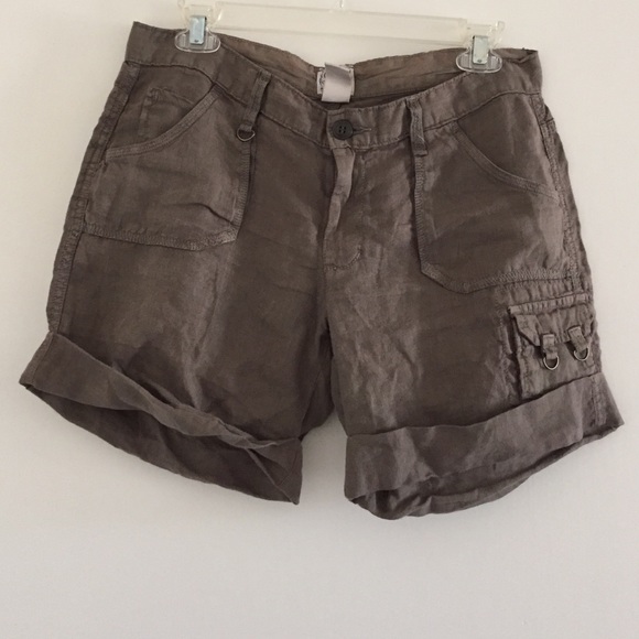 Dark Olive Green/Grey Linen shorts.
