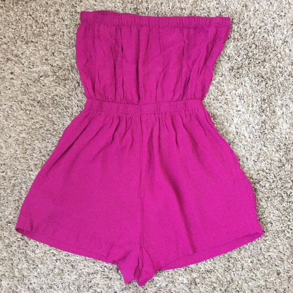 ❗️SOLD❗️Fuschia Romper 😻😻 - Picture 2 of 3