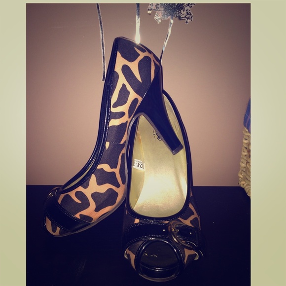 Mossimo Supply Co. Shoes - ⚪️SALE⚪️ Leopard open toes heels