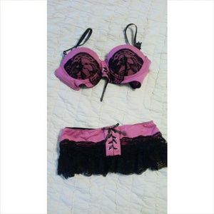 Lingerie set of bra and thong