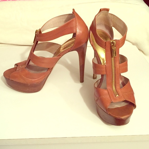 Michael Kors Shoes - 🔥✨ MICHAEL KORS BERKELEY PLATFORM HEELS 🔥✨