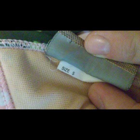 Bikini - Picture 2 of 2