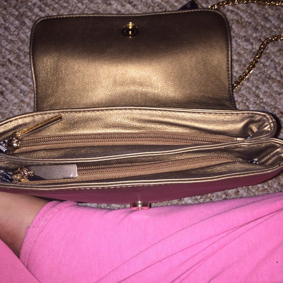 Satchel - Picture 3 of 4