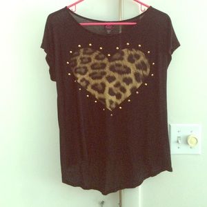Cheetah heart shirt