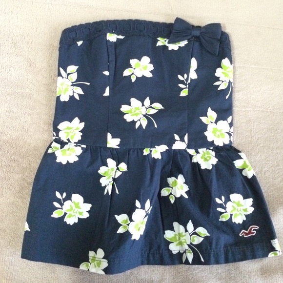Brand new hollister strapless top