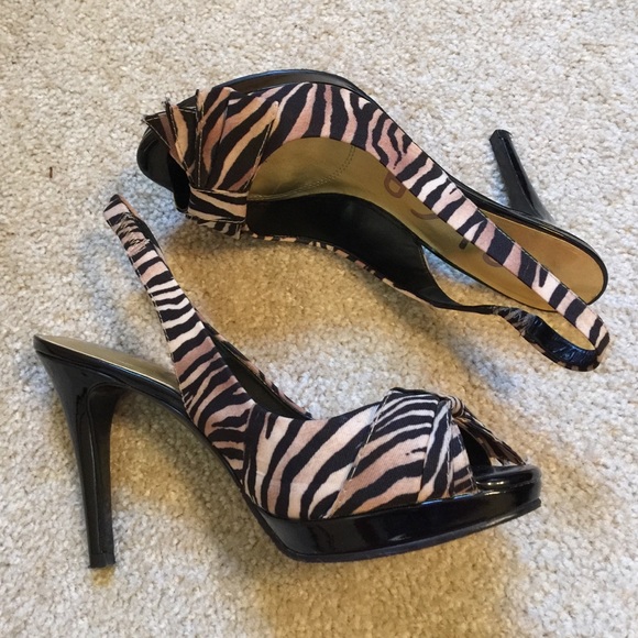 Peeptoe Animal Print Slingbacks - Picture 3 of 4