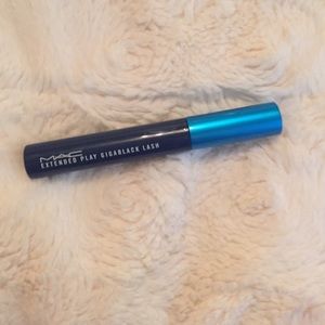 Brand New Mac Extended Play Gigablack Lash Mascara