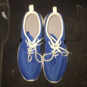Roshes Nike Shoes Flyknits Roshes Nike Shoes Flyknits