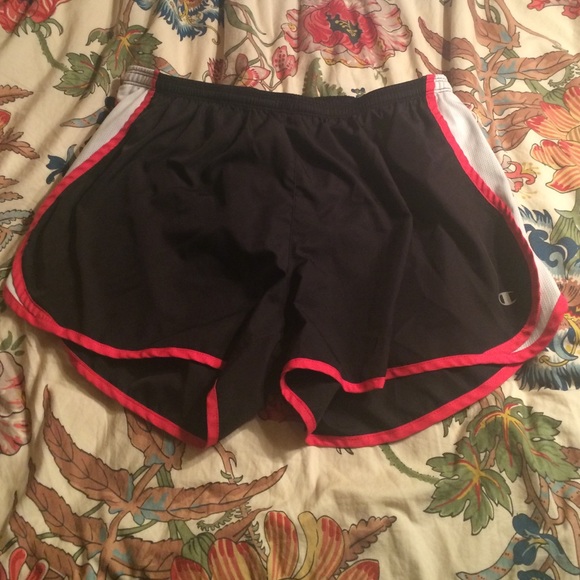 Athletic shorts