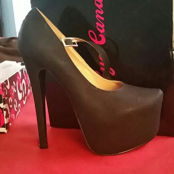 Platform black heels