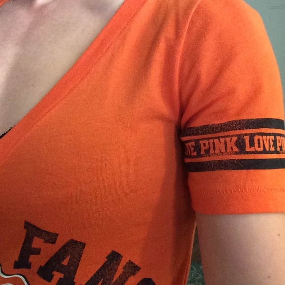 Chicago Bears v neck tee