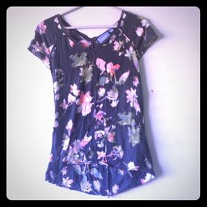 A simple top with an elegant floral look