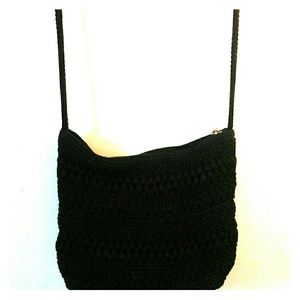 THE SAK MEDIUM BLACK CROCHETED SHOULDER BAG PURSE