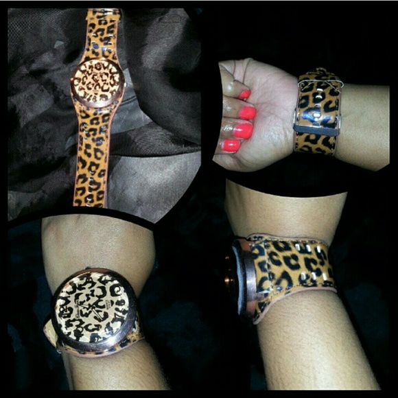 Leopard pattern watch (LAST ONE)