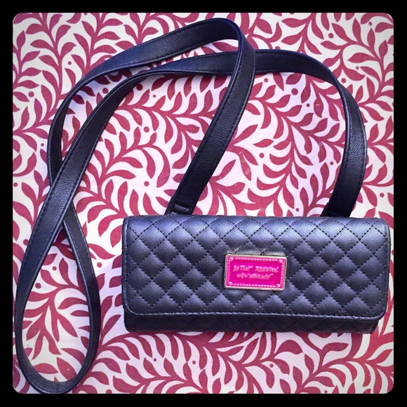 BETSEY JOHNSON crossbody bag