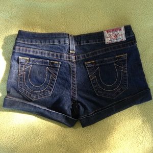 ✨SOLD✨True Religion Dark Wash Denim Cuff Shorts