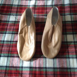 tan Bloch jazz shoes