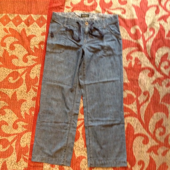 Eddie Bauer PETITE trouser jeans.