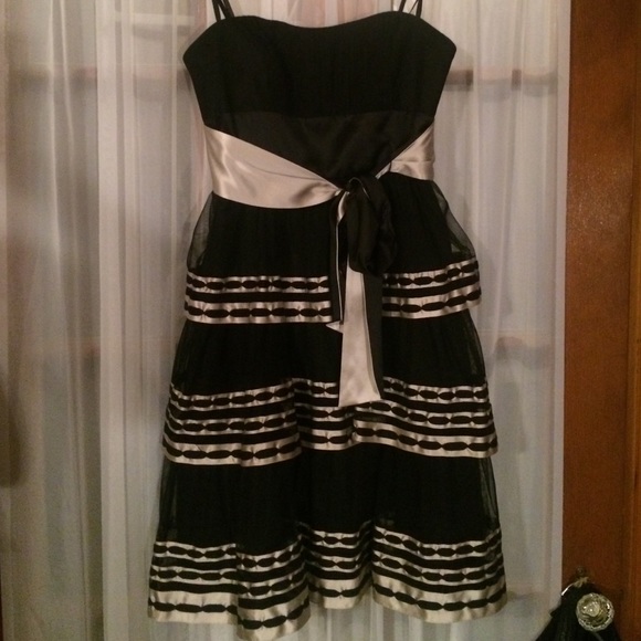 BCBG MAXAZARIA cocktail dress - Picture 1 of 3