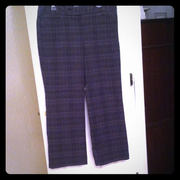 MOVING SALE! Tommy Hilfiger plaid dress pants