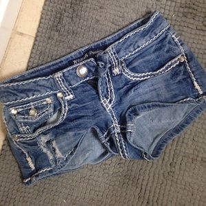 MISS ME JEAN SHORTS (look alike)