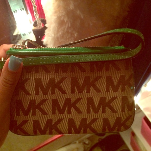 micheal kors wristlet with green trim