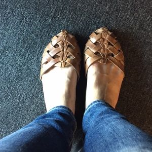 Urban Outfitters Ecote tan leather sandals 8