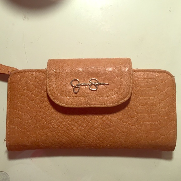 Jessica Simpson wallet