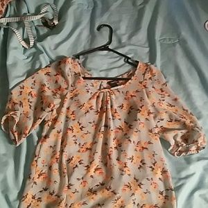 Flow floral shirt