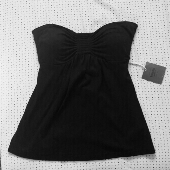 Black strapless Mossimo Supply Co top. NWT.