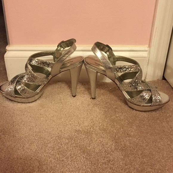 Sparkle Silver heels - Picture 2 of 2